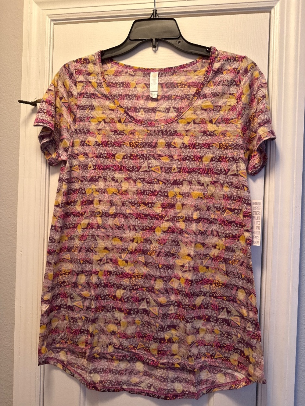 Lularoe shirt